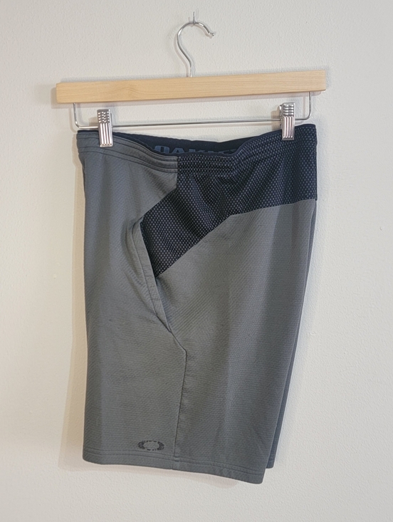 Oakley Other - Oakley Grey Performance Athletic Shorts with Dark Contrast Waistband